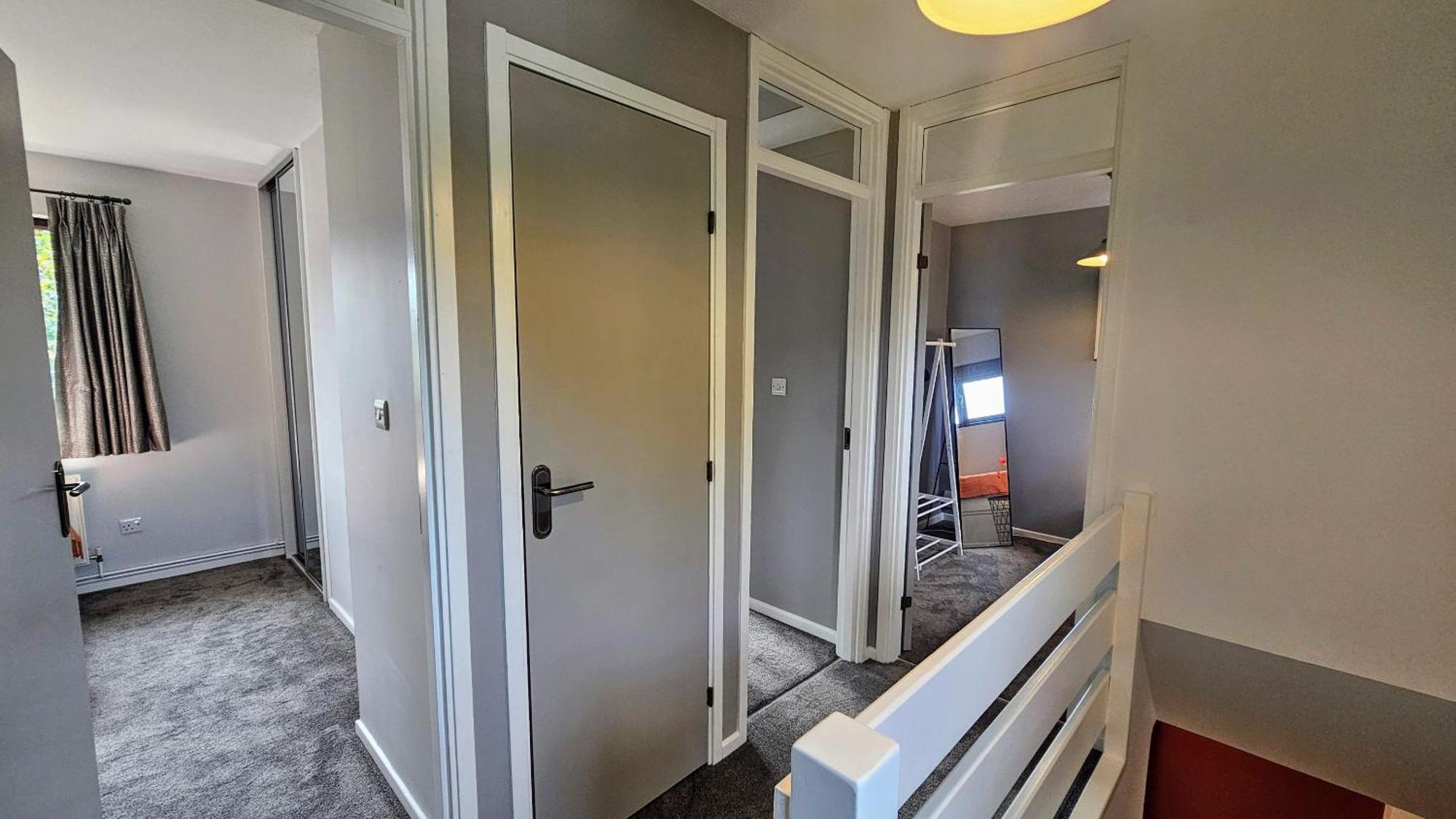 Grassmere - 3 Bed House With Private Garden Хорли Екстериор снимка